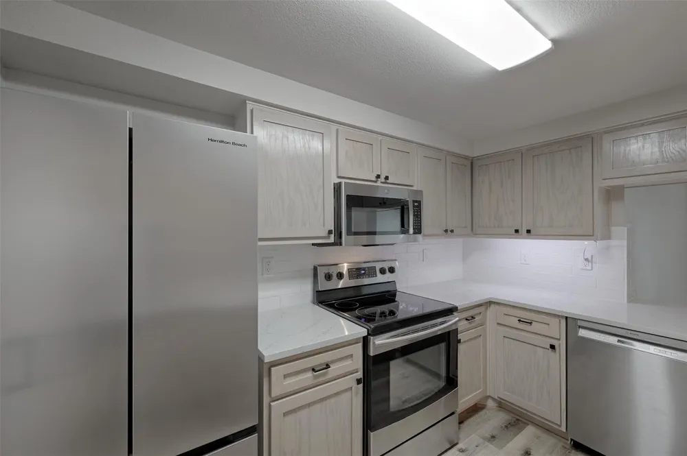 11840 Melville Drive Montgomery, TX 77356
