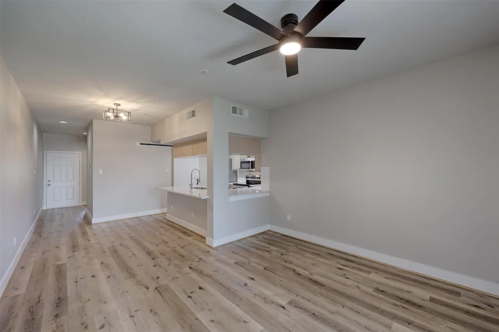11840 Melville Drive Montgomery, TX 77356