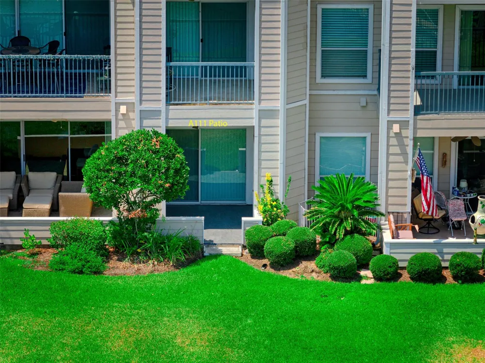 11840 Melville Drive Montgomery, TX 77356