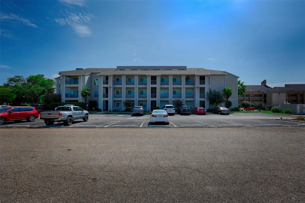 11840 Melville Drive Montgomery, TX 77356