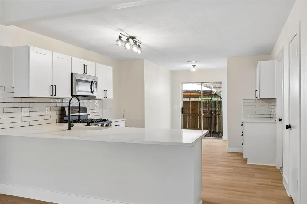 5104 Spring Circle Drive Pearland, TX 77584