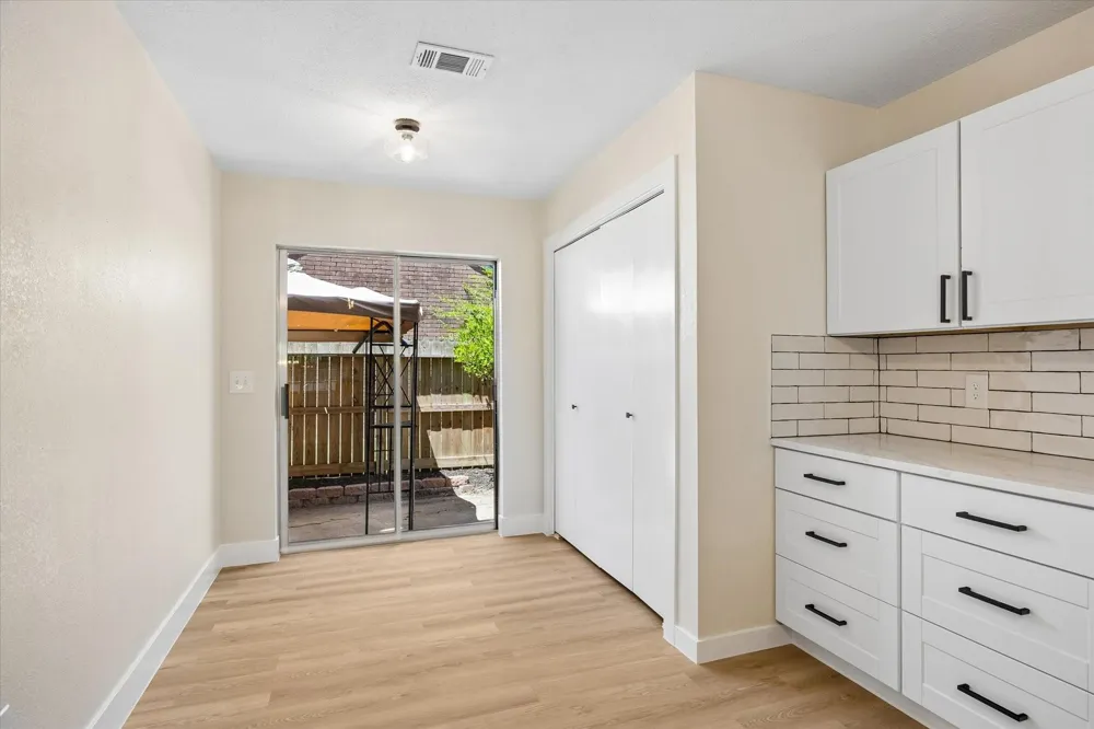 5104 Spring Circle Drive Pearland, TX 77584