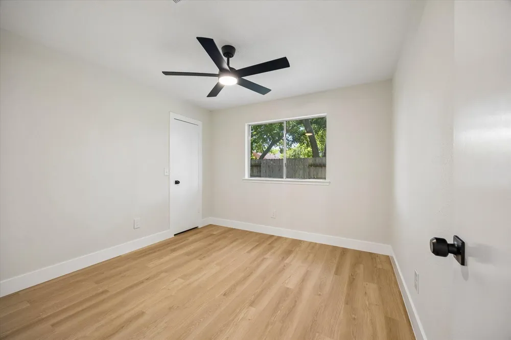 5104 Spring Circle Drive Pearland, TX 77584