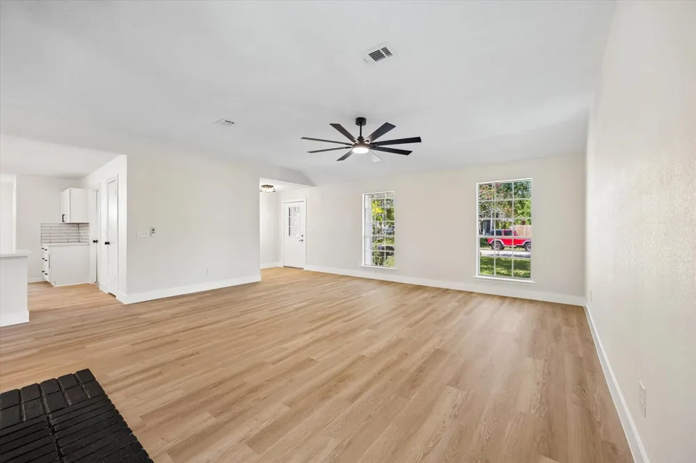 5104 Spring Circle Drive Pearland, TX 77584