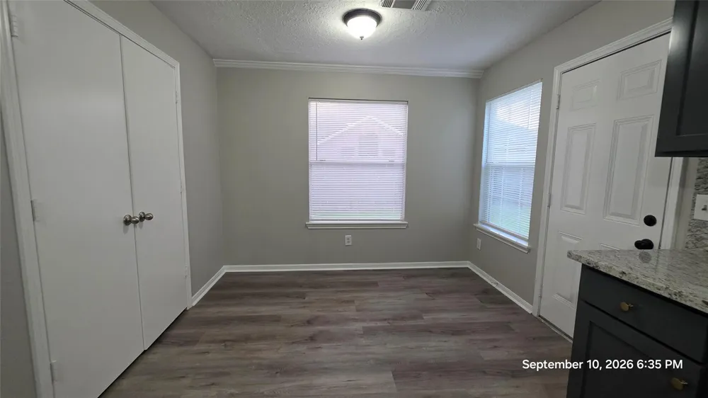 1410 Hunter Green Lane Fresno, TX 77545