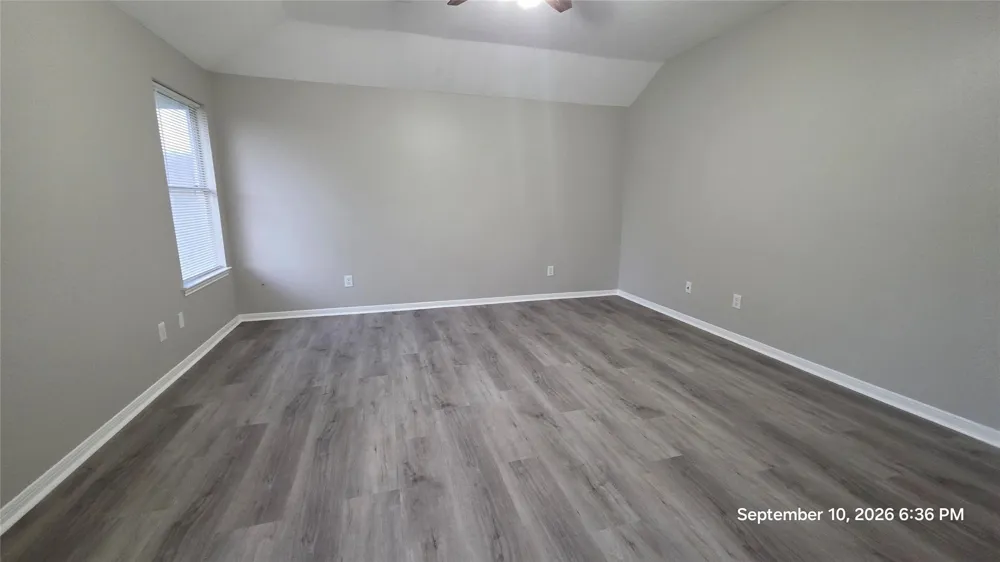 1410 Hunter Green Lane Fresno, TX 77545