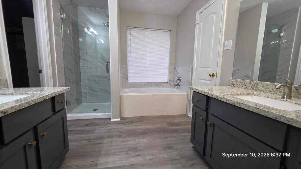 1410 Hunter Green Lane Fresno, TX 77545