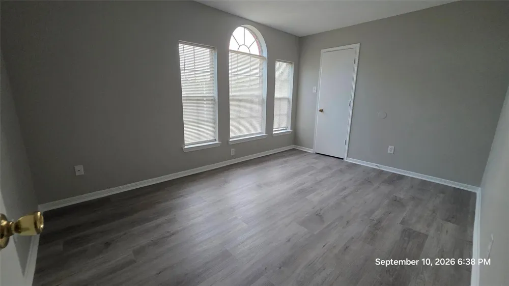 1410 Hunter Green Lane Fresno, TX 77545