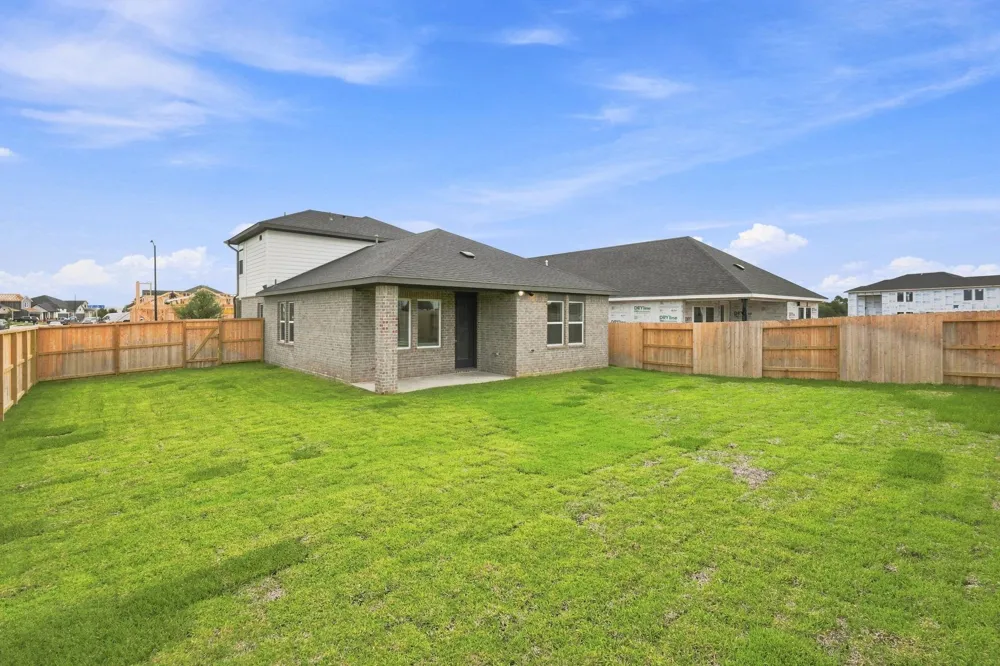139 High Life Crossing Richmond, TX 77469