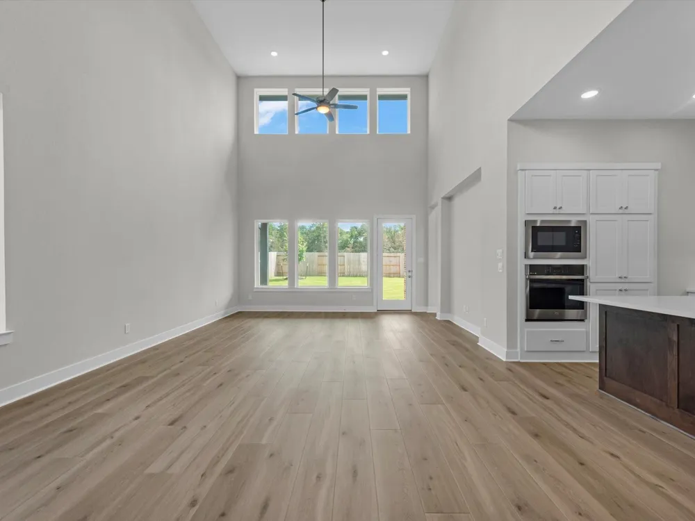 6921 Nubuck Drive Montgomery, TX 77316