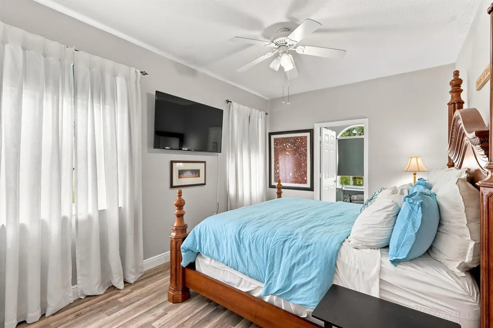2478 WESTMONT LANE Royal Palm Beach, FL 33411