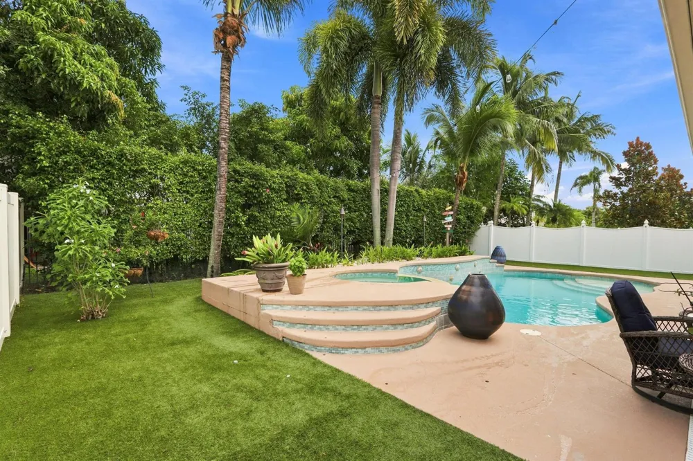 2478 WESTMONT LANE Royal Palm Beach, FL 33411