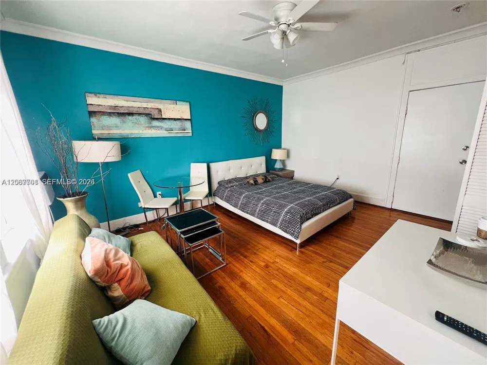 1611 Michigan Ave #24 Miami Beach, FL 33139