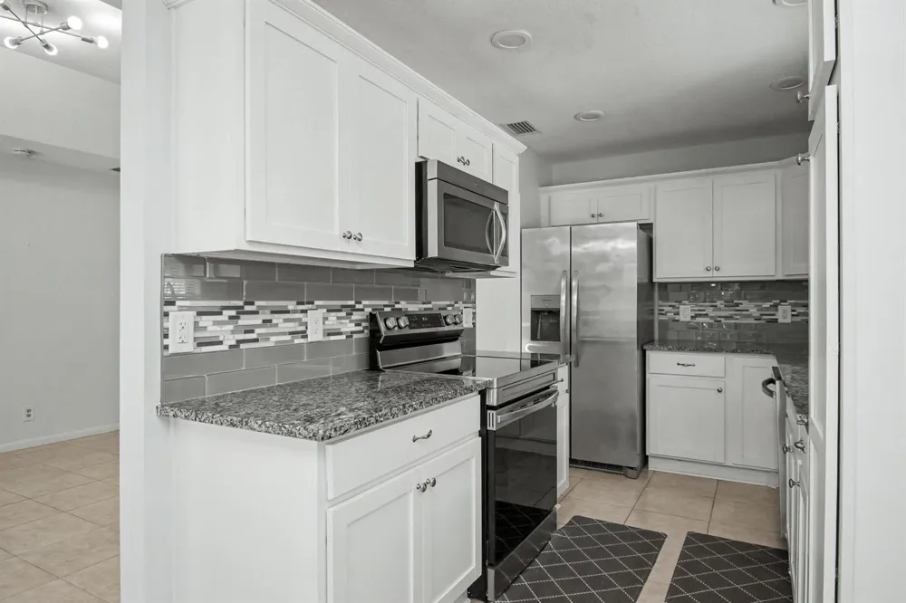 20970 CONCORD GREEN DRIVE #E Boca Raton, FL 33433