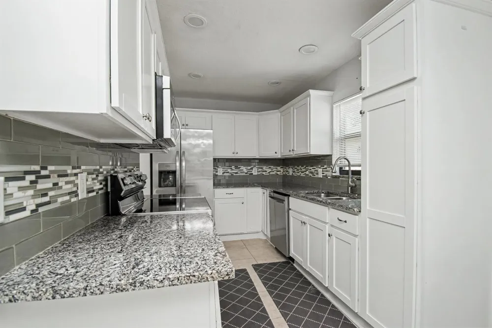 20970 CONCORD GREEN DRIVE #E Boca Raton, FL 33433