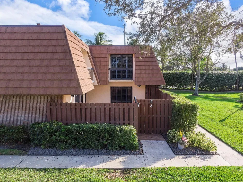 825 CENTER STREET #26A Jupiter, FL 33458