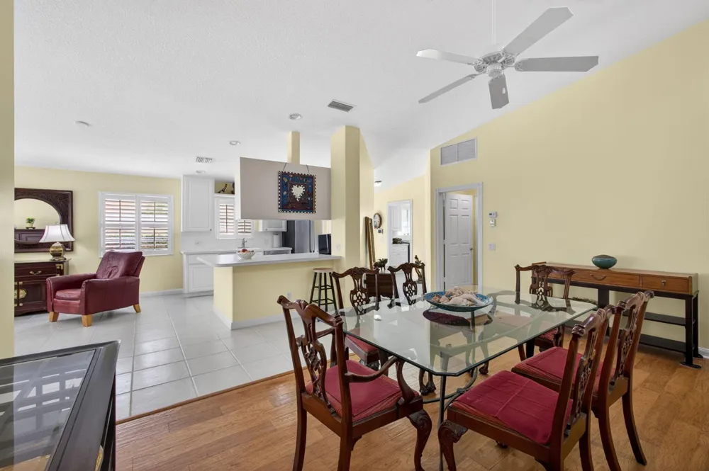 8522 SE Retreat Drive Hobe Sound, FL 33455