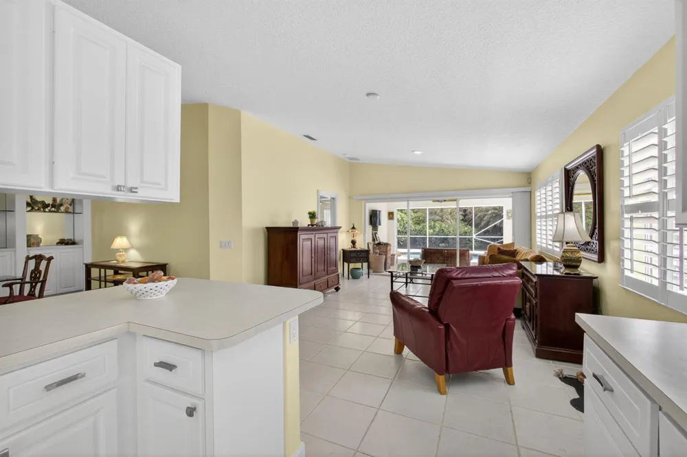 8522 SE Retreat Drive Hobe Sound, FL 33455