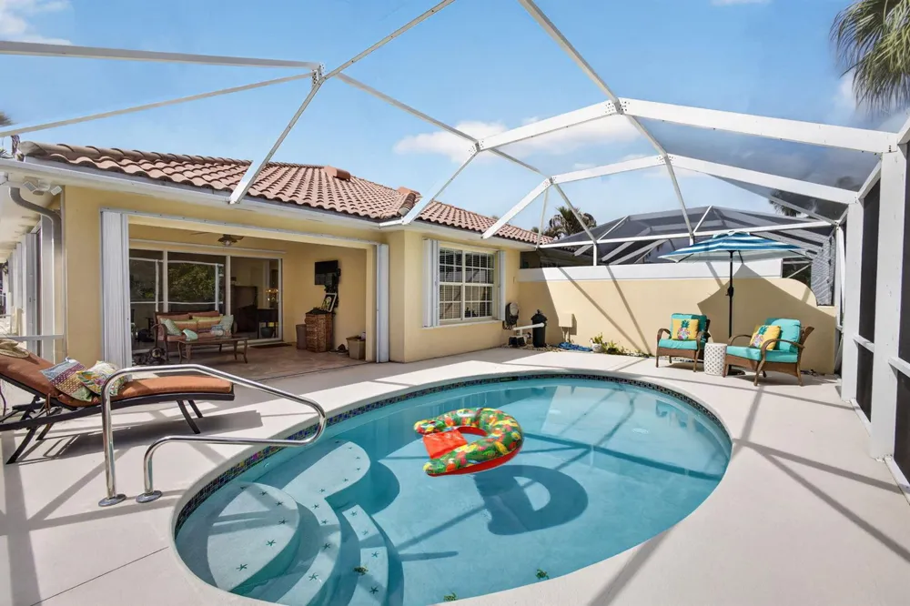 8522 SE Retreat Drive Hobe Sound, FL 33455