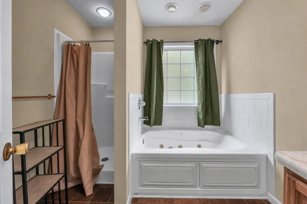 2956 Core Dr Clarksville, TN 37040