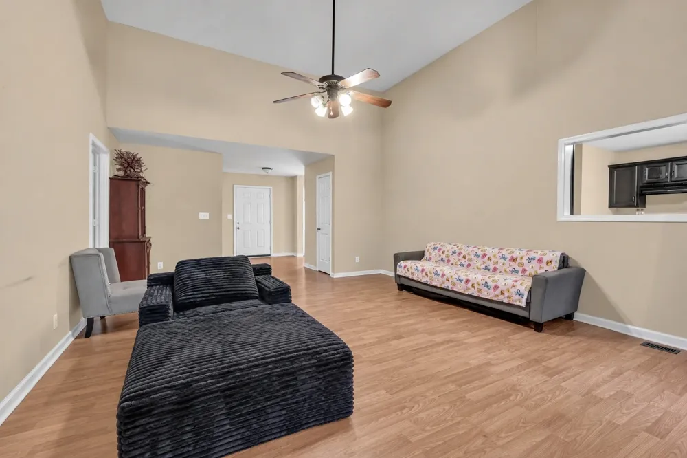 2956 Core Dr Clarksville, TN 37040
