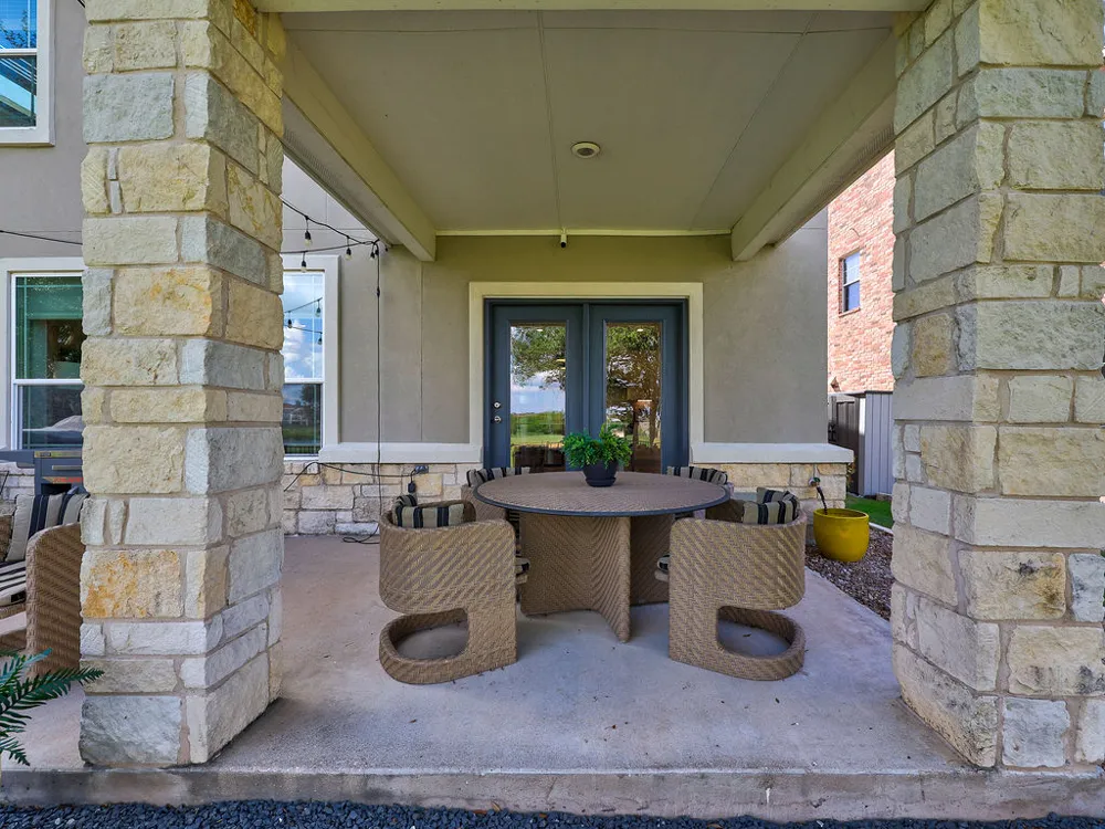 302 Danish Drive #13 Hutto, TX 78634