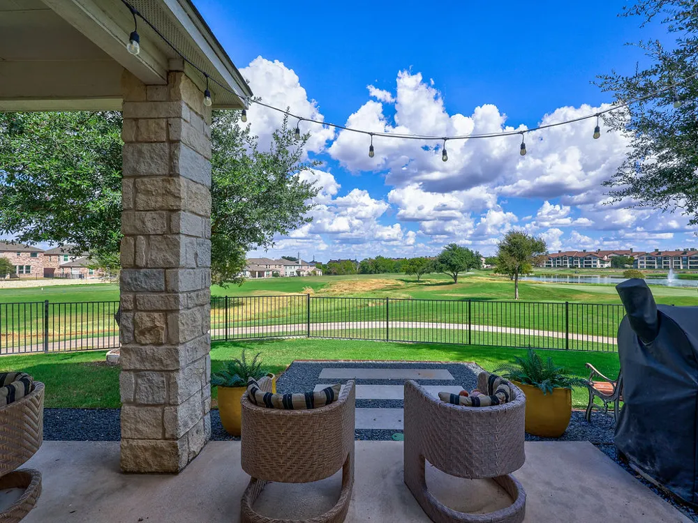 302 Danish Drive #13 Hutto, TX 78634