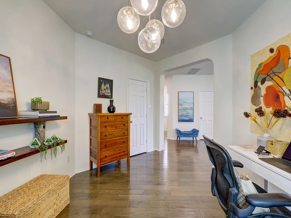 302 Danish Drive #13 Hutto, TX 78634