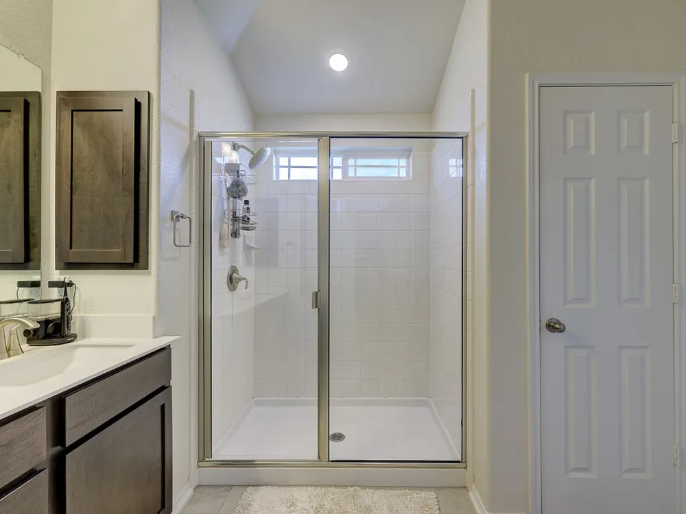 302 Danish Drive #13 Hutto, TX 78634