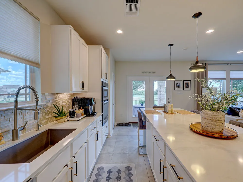 302 Danish Drive #13 Hutto, TX 78634