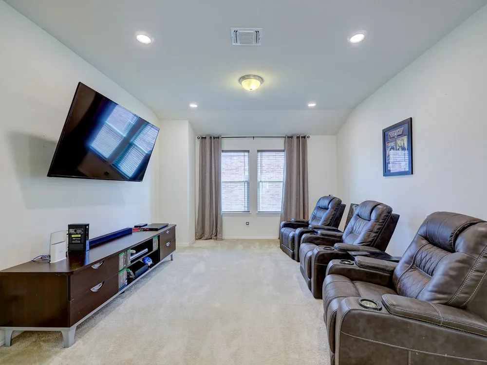 302 Danish Drive #13 Hutto, TX 78634