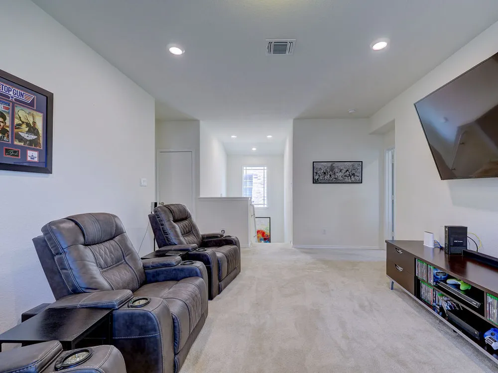 302 Danish Drive #13 Hutto, TX 78634