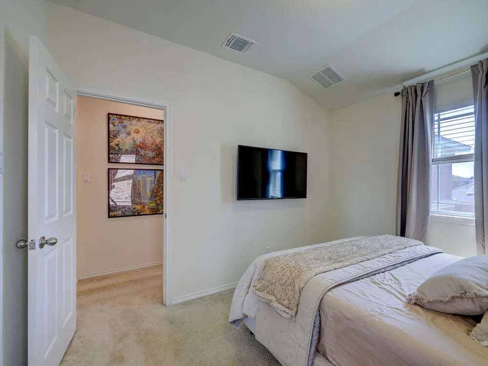 302 Danish Drive #13 Hutto, TX 78634