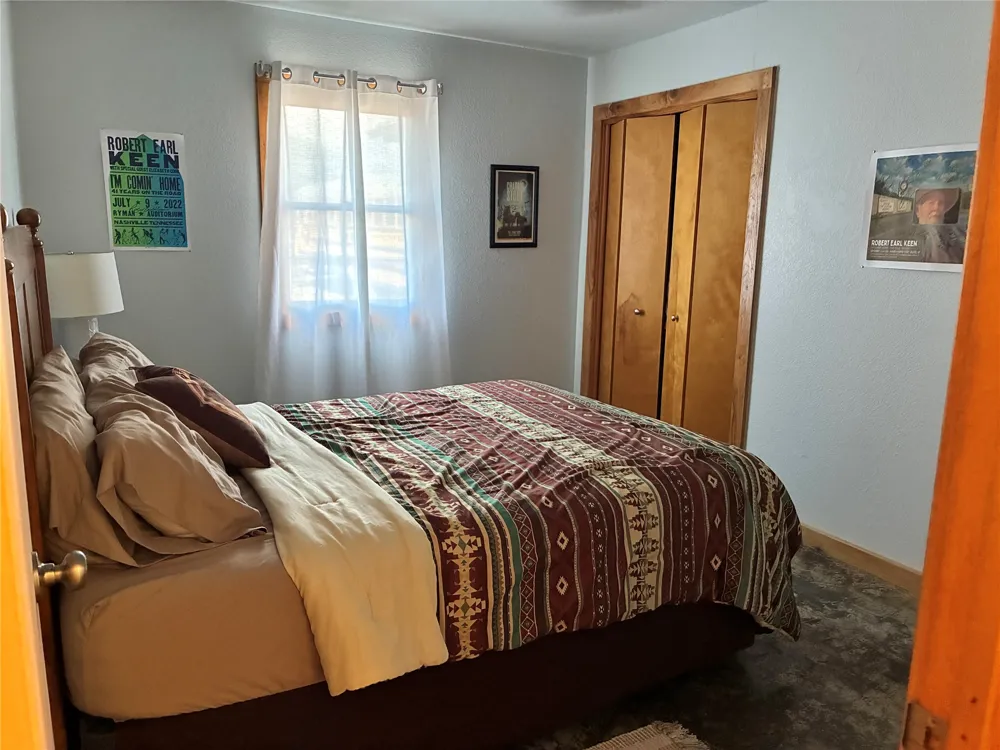 101 River Park Drive Martindale, TX 78655