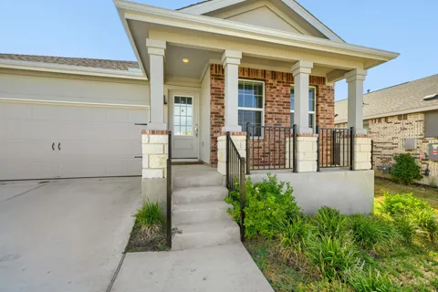 2521 Four Waters Loop
