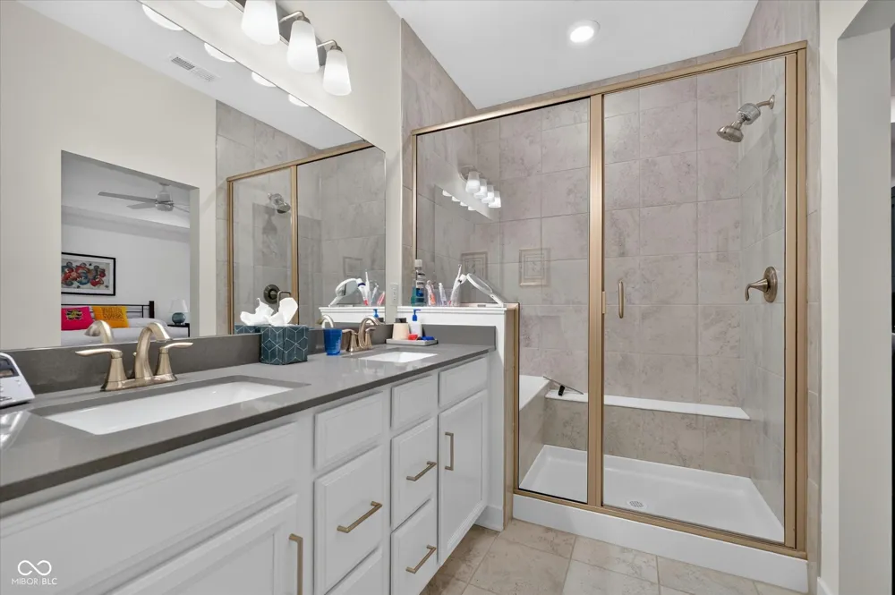 17329 Graley Place Westfield, IN 46074