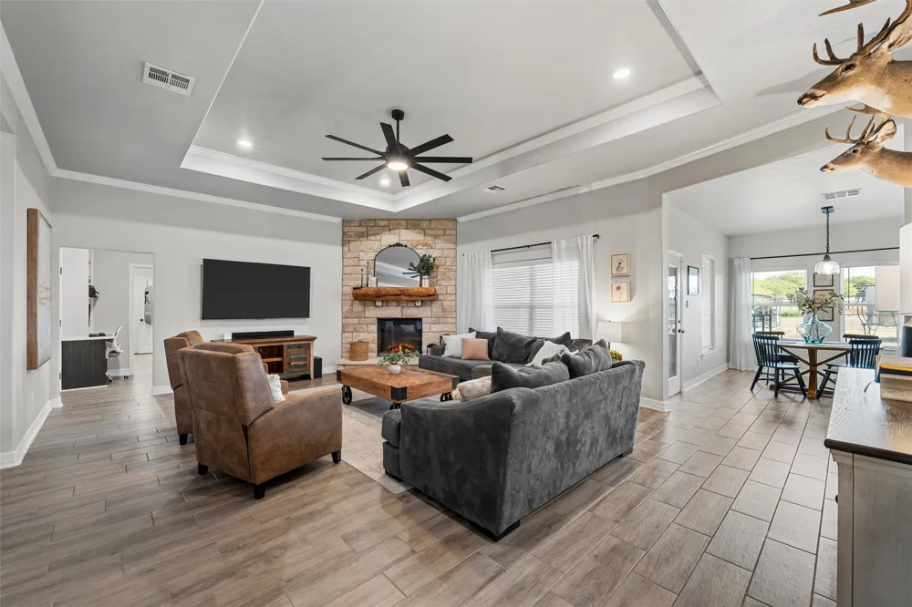 129 Dana Point Drive Lorena, TX 76655