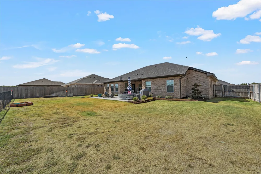 129 Dana Point Drive Lorena, TX 76655