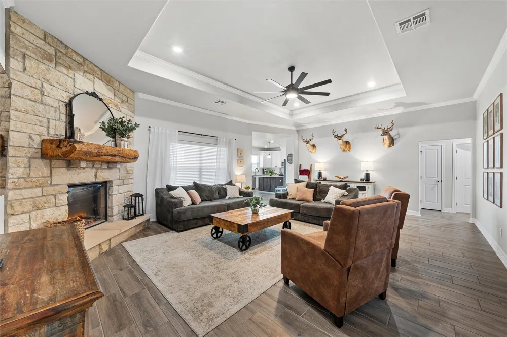 129 Dana Point Drive Lorena, TX 76655