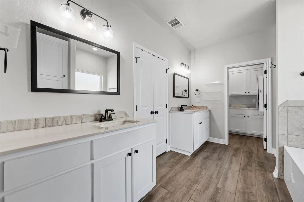 129 Dana Point Drive Lorena, TX 76655