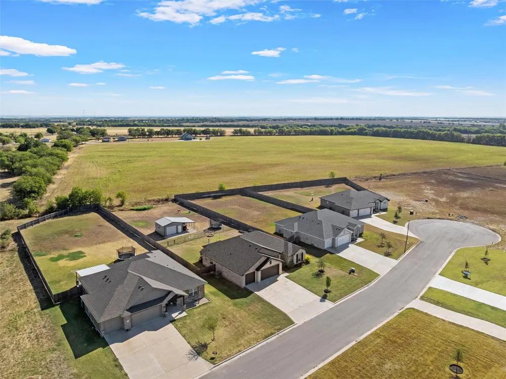 129 Dana Point Drive Lorena, TX 76655
