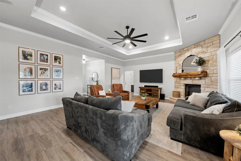 129 Dana Point Drive Lorena, TX 76655