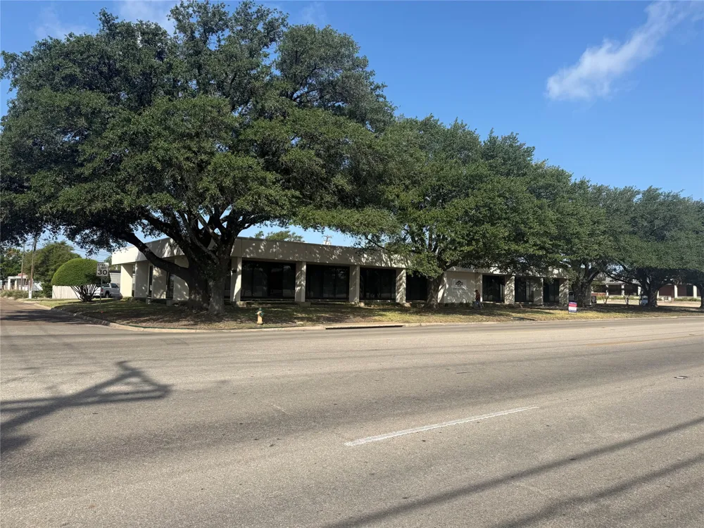 1600 Lake Air Drive Waco, TX 76710