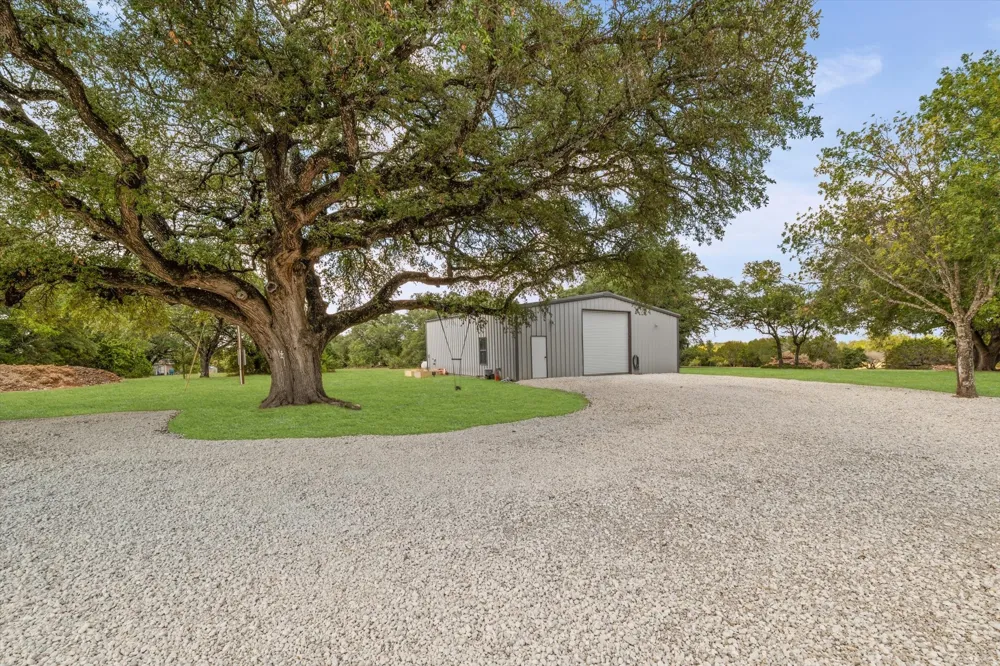 314 Bend Of The Bosque Road China Spring, TX 76633