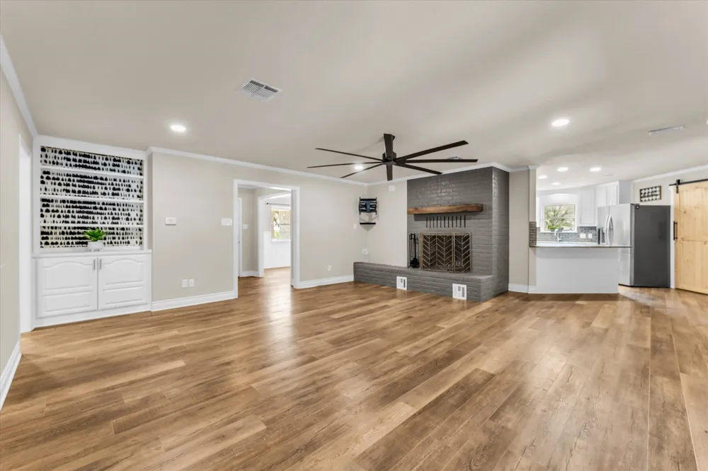 314 Bend Of The Bosque Road China Spring, TX 76633