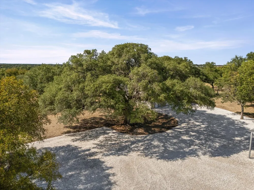314 Bend Of The Bosque Road China Spring, TX 76633