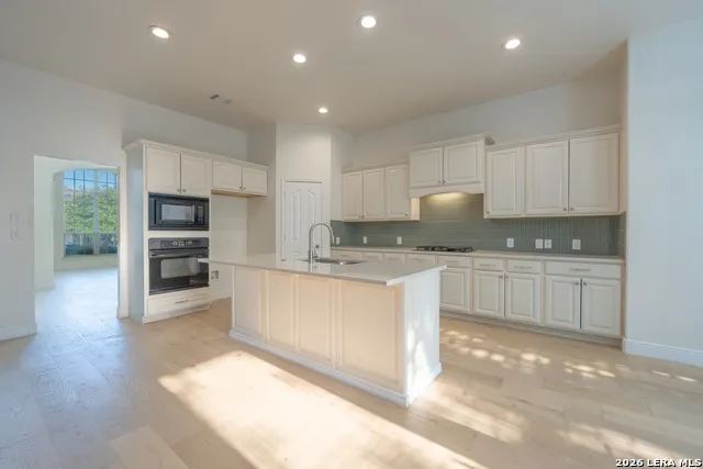 227 Waxberry TRL San Antonio, TX 78256