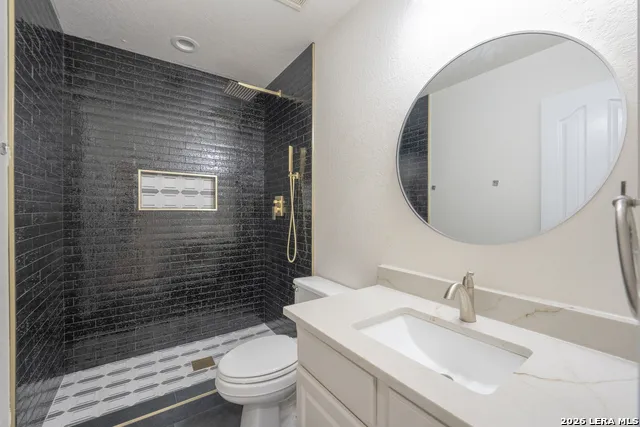 227 Waxberry TRL San Antonio, TX 78256