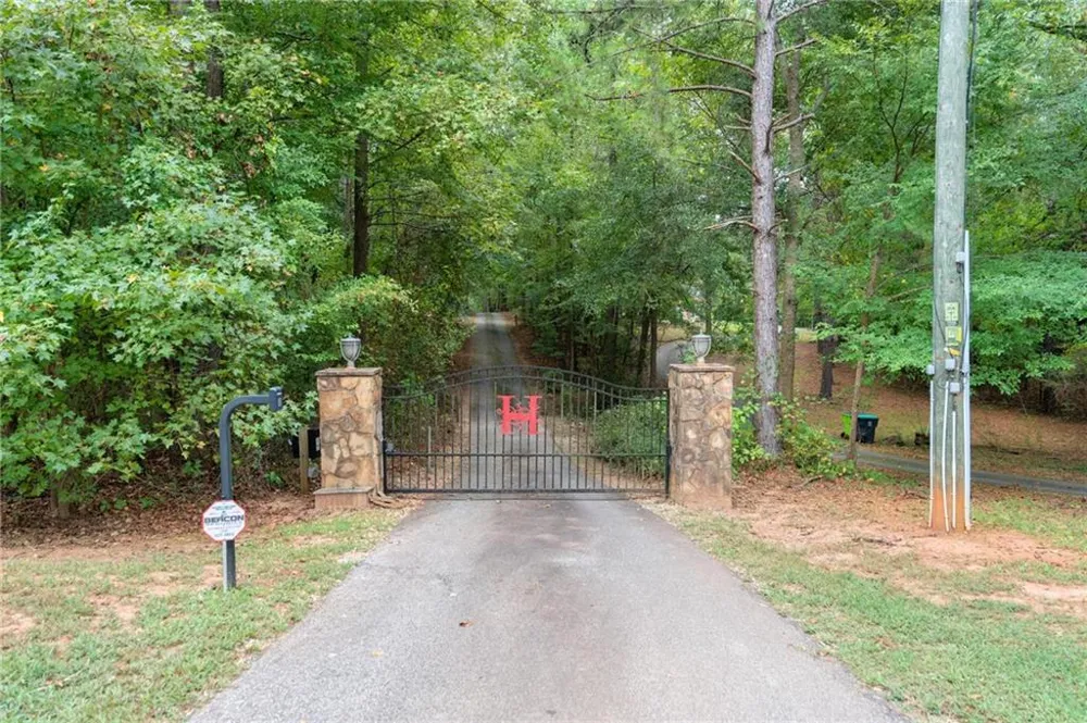795 Jackson Lake Road Jackson, GA 30233