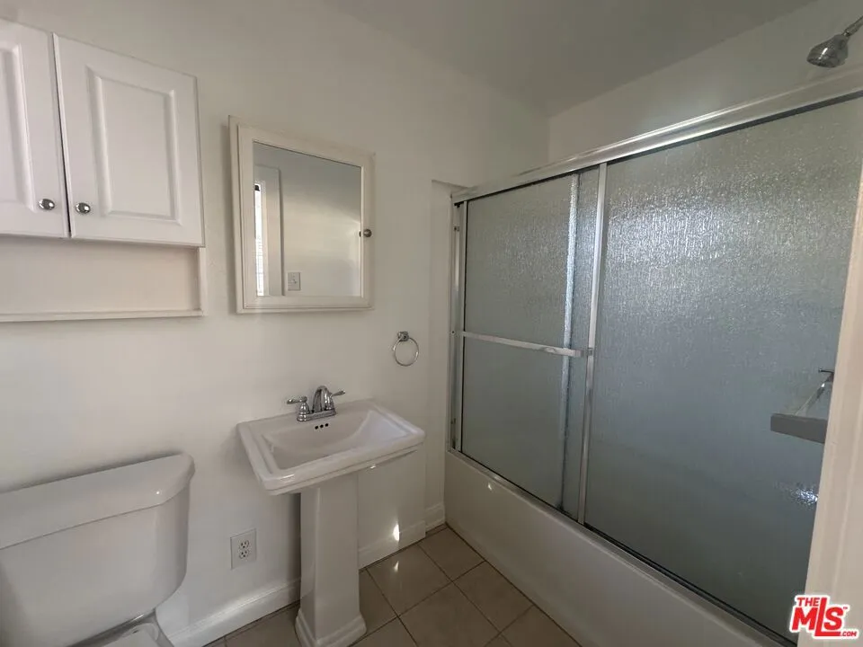 317 Coronado Street Los Angeles, CA 90026